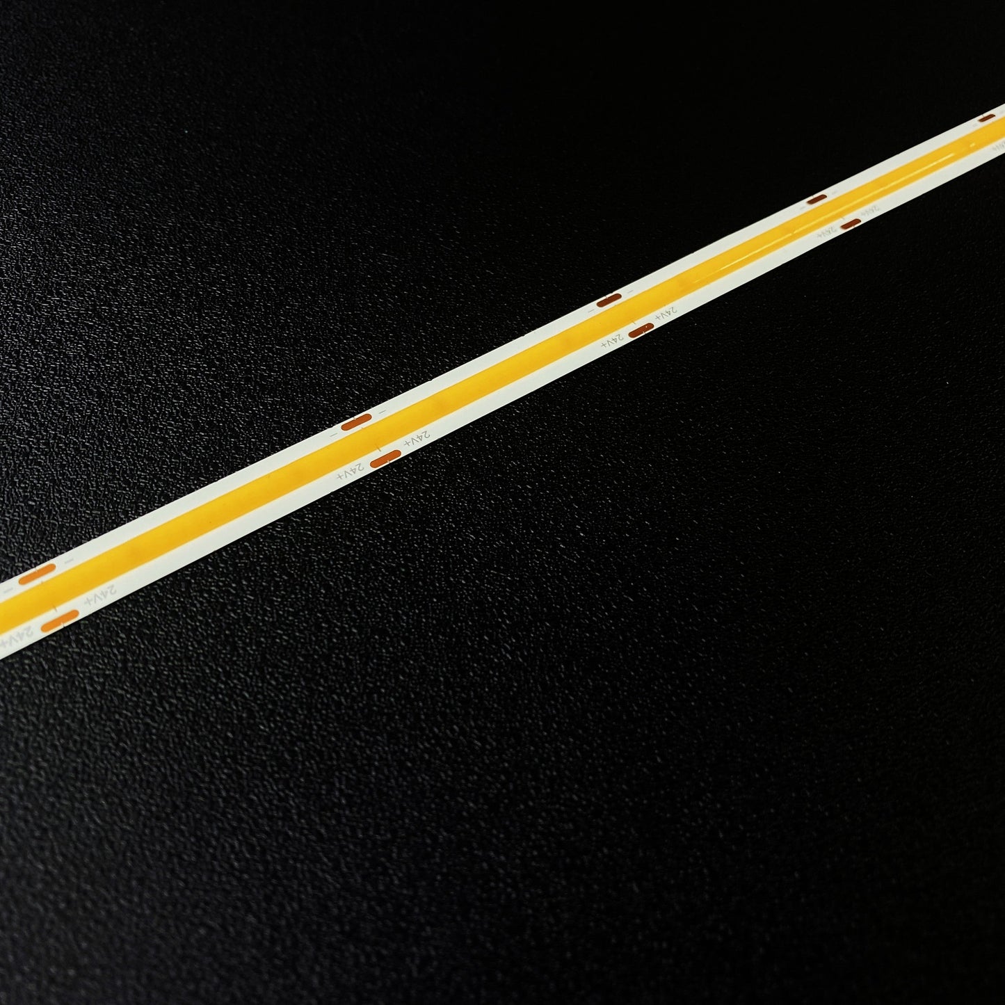 Warm White COB LED Strip Light - 24V, 528 LEDs/m, 14W/m