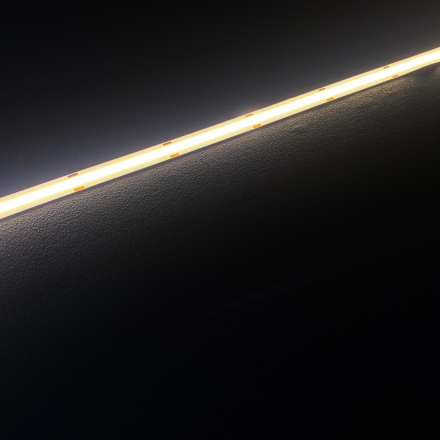 Warm White COB LED Strip Light - 24V, 528 LEDs/m, 14W/m