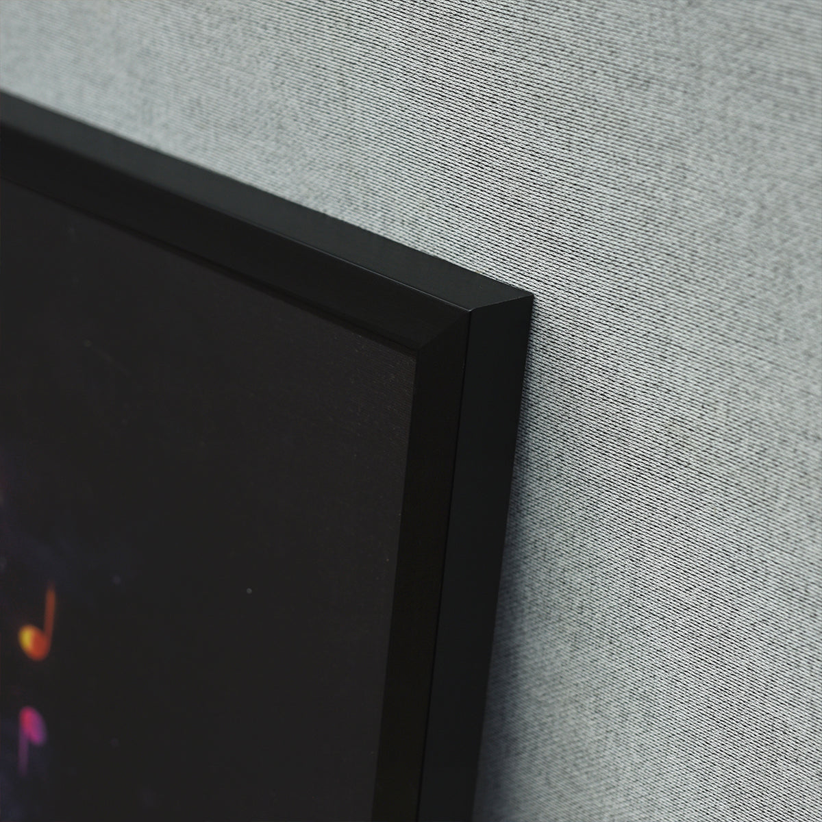 Illuminé Collection LED Wall Art DJ Monkey Illuminated Canvas 123x83cm with UK Plug & ON/OFF Switch