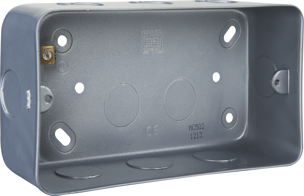 BG Metal Clad Surface mounting box 3 and 4 gang grid - MC502-01