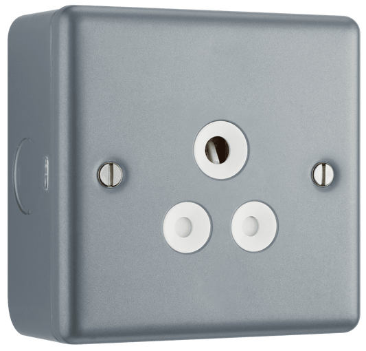 BG Metal Clad 5A, single, unswitched, round pin - MC529-01