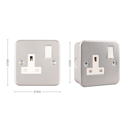 Metal Clad Single Wall Socket 13A Grey 240V – Ener-J