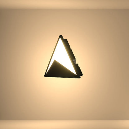 Pyramid Modern Plastic LED Outdoor Wall Light 15W Cool White