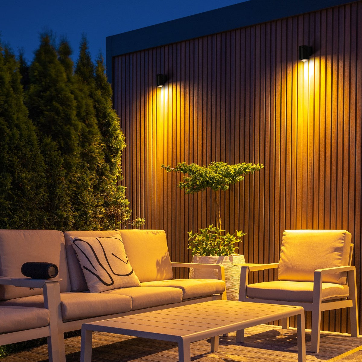 Rotatable Cylinder Outdoor LED Wall Light, Black, Narrow Beam