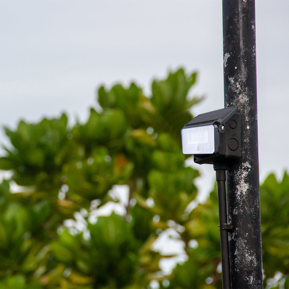 Solar-Powered LED Security Wall Light with PIR Sensor